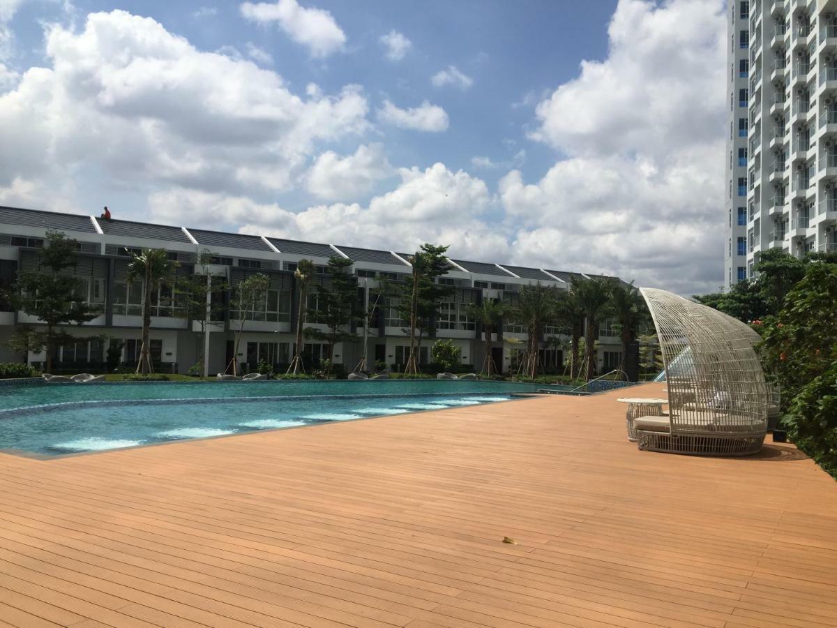 Apartemen Puri Mansion Jl. Lingkar Luar Barat Kelurahan Duri Kosambi Kecamatan Cengkareng Barat Jakarta